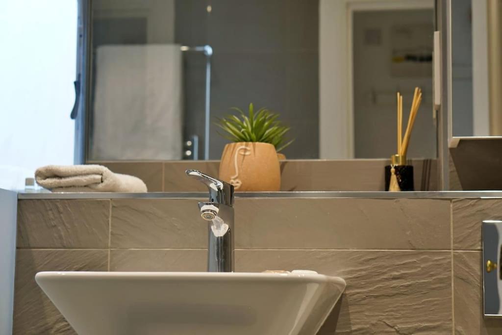 Notting Hill - Portobello Road Lux Home F7 Londra Esterno foto